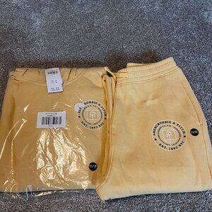 NWT Boys Abercrombie kids sweatsuit: 11-12